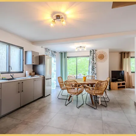 Holiday home Zen Vanilla Home, Maison Exotique Entre Annecy Et Geneve